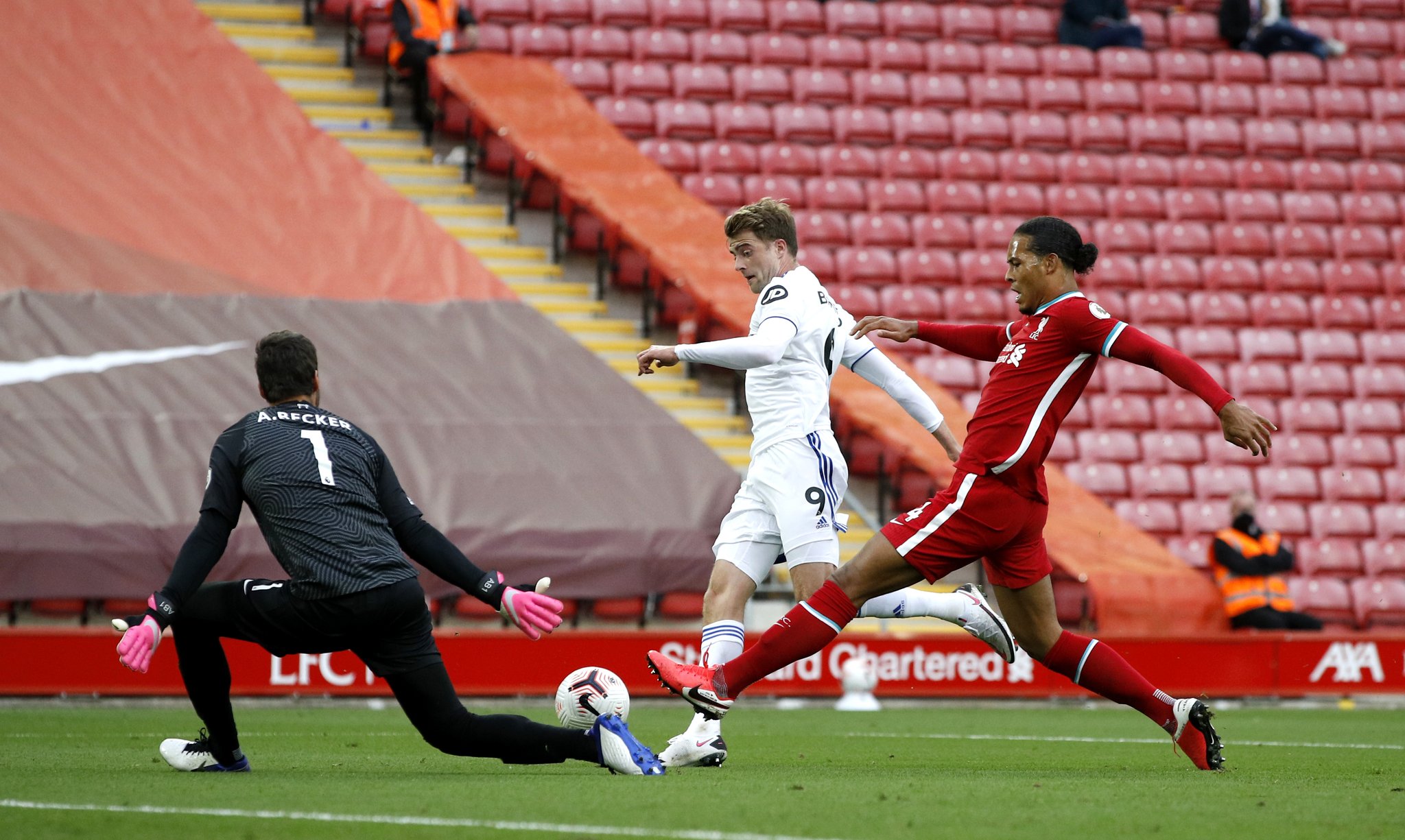 俱乐部带来 俱乐部带来